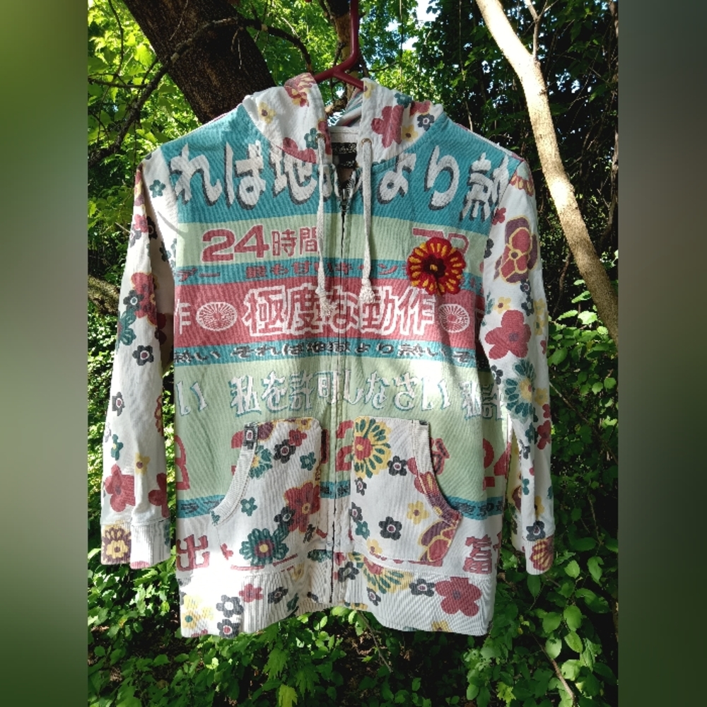 Lucky Jeans Sz M Harajuku hoodie